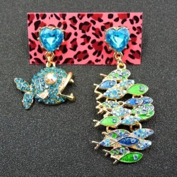 Blue Green Irregular Fish Pendant Drop Rhinestone Heart Earrings - Picture 1 of 8